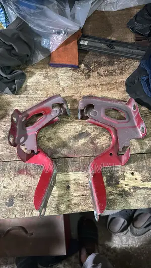 Toyota Rav4 2013,2014,2015,2016,2017,2018 Bonnet Hinge / Inches
