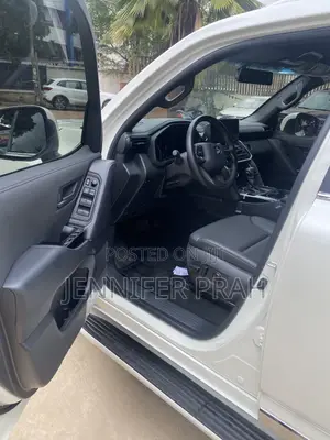 New Toyota Land Cruiser LC300 2023 White
