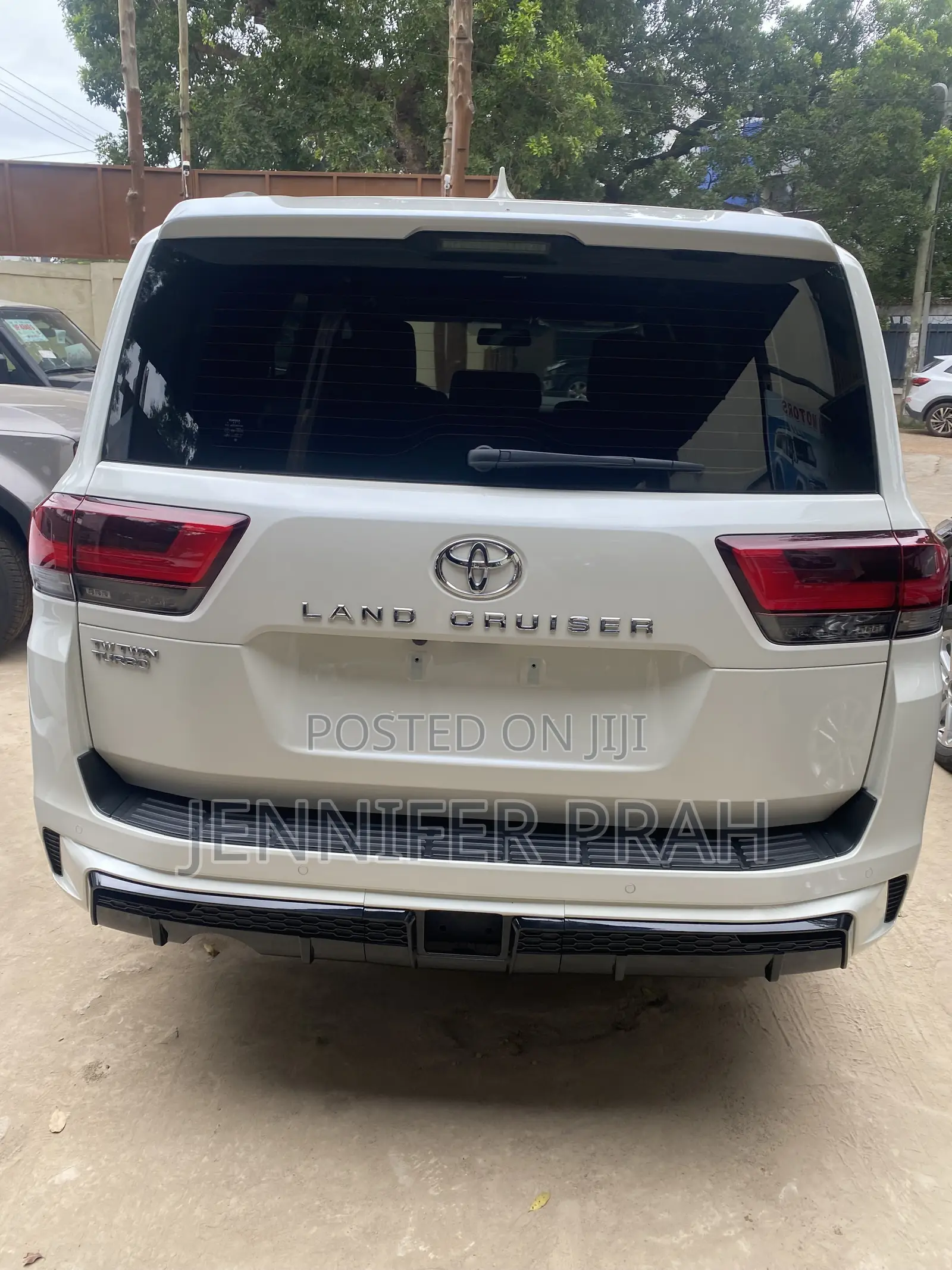 New Toyota Land Cruiser LC300 2023 White