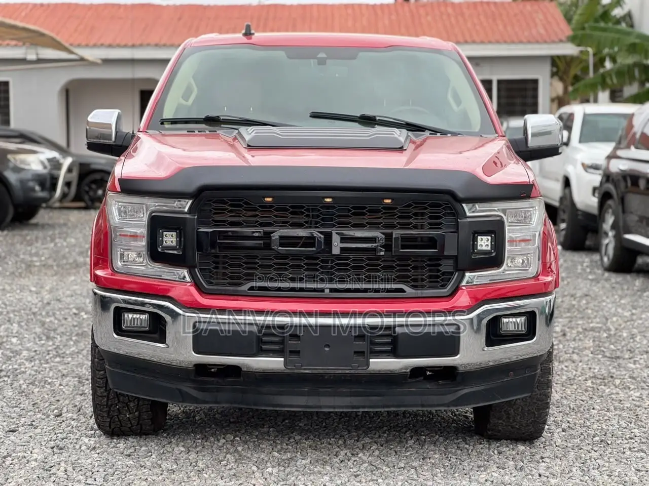 Ford F-150 Lariat 4x4 SuperCrew Cab Styleside 5.5 ft. box 145 in. WB