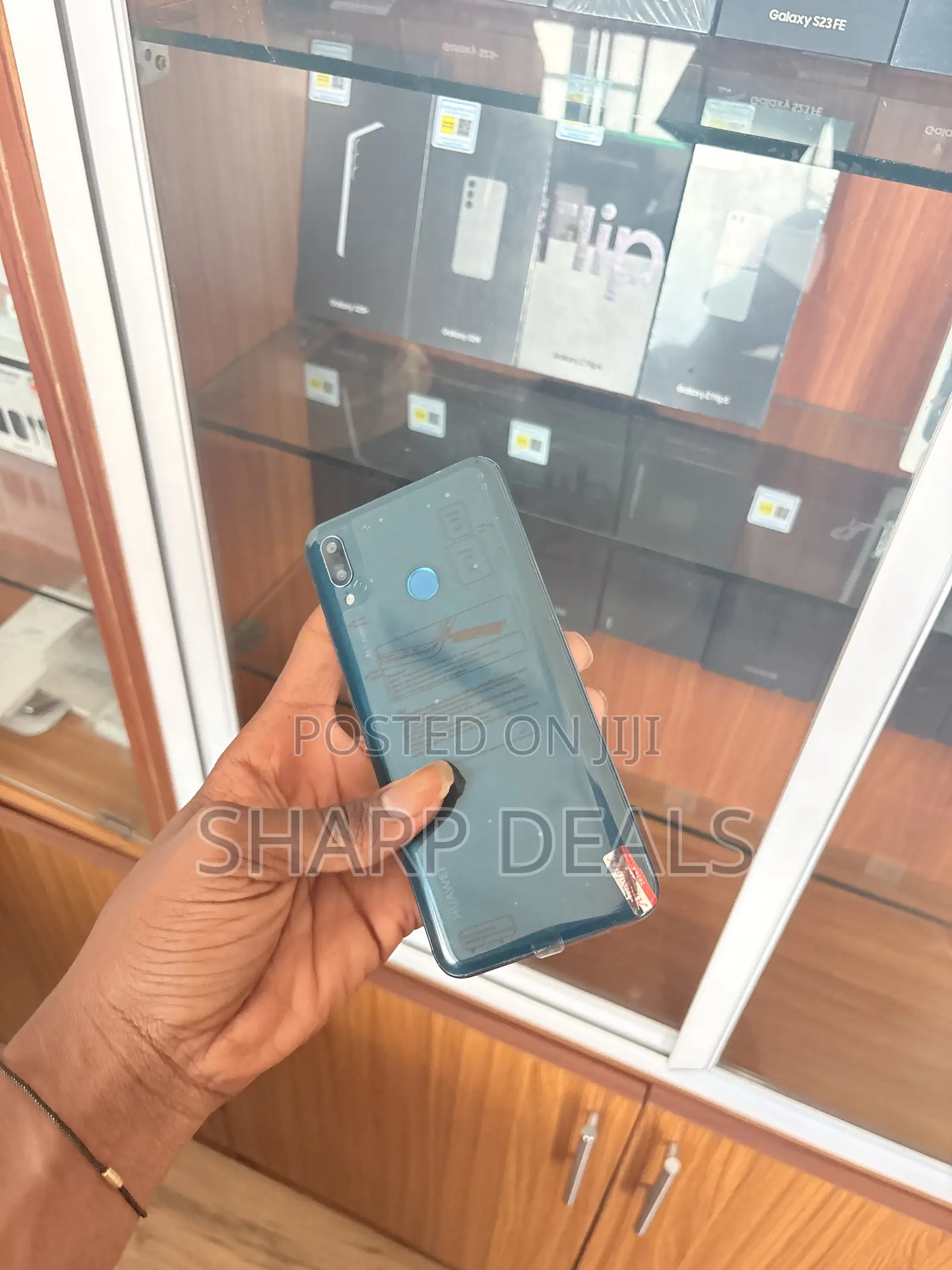 New Huawei Y9 128 GB Green