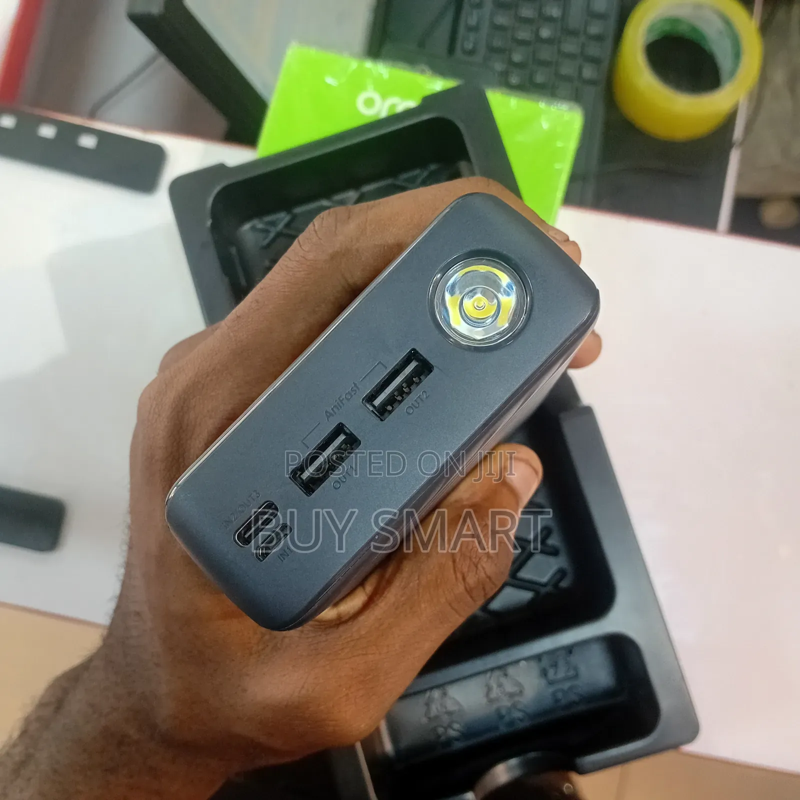 Araimo Smart Powerbank 15W 30000 mAh