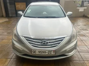 Hyundai Sonata 2013 Silver