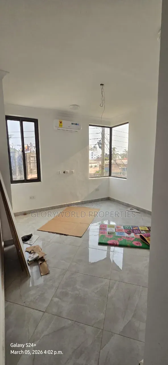 2bdrm Apartment in Baatsona Total for sale
