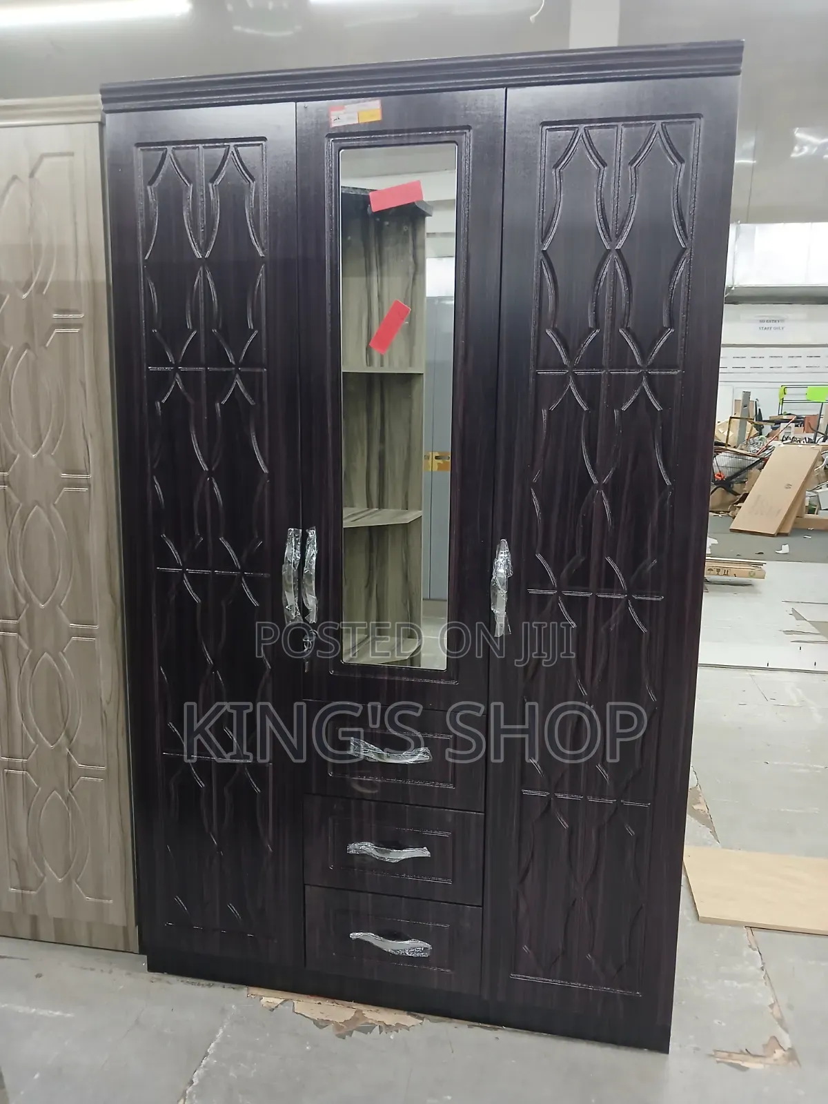 Spacious 3Doors Wardrobe