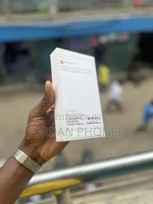 New Apple iPhone 15 128 GB Pink