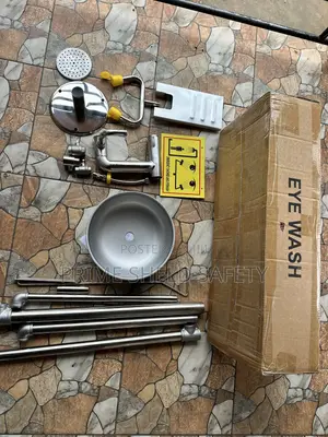 Emergency Eye Wash Station – Industrial Safety Equipment