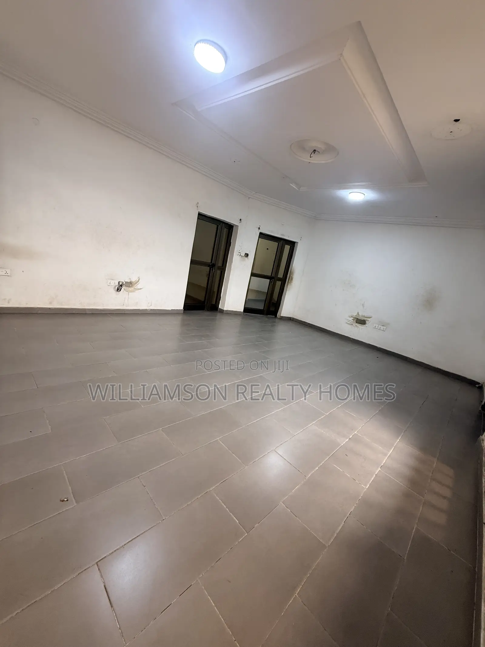 9bdrm House in Hfc Estate Area, Spintex for rent