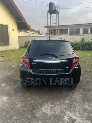 Toyota Vitz 1.3 FWD 3dr 2016 Black