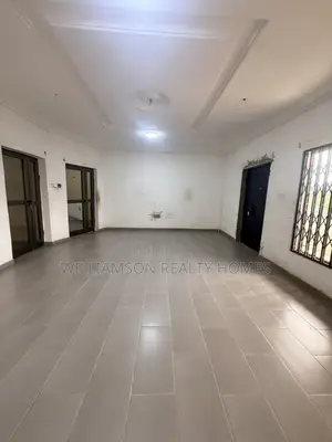 9bdrm House in Hfc Estate Area, Spintex for rent