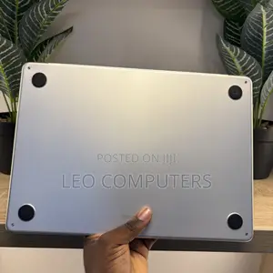 Laptop Apple MacBook Air 2022 M2 8GB Apple M2 SSD 256GB