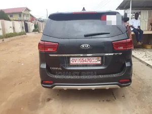 Kia Carnival 2019 Gray