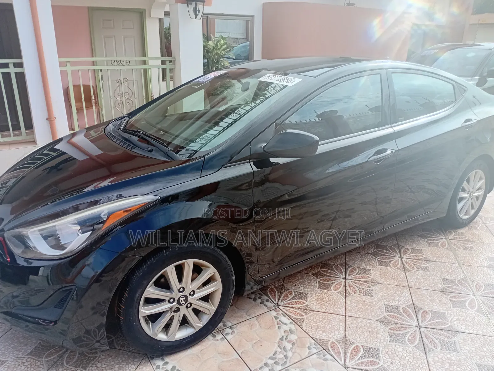 Hyundai Elantra Limited Sedan FWD (1.8L 4cyl 6A) 2016 Black