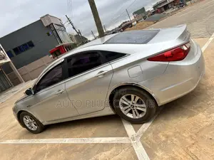 Hyundai Sonata 2013 Blue
