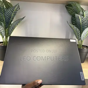 Laptop Lenovo V15 8GB Intel Core i5 SSD 512GB