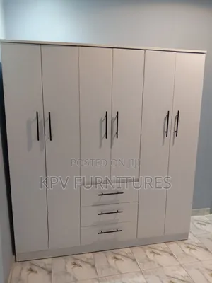 Laminated Board Wardrobe