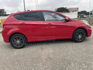 Hyundai Accent 2015 Red