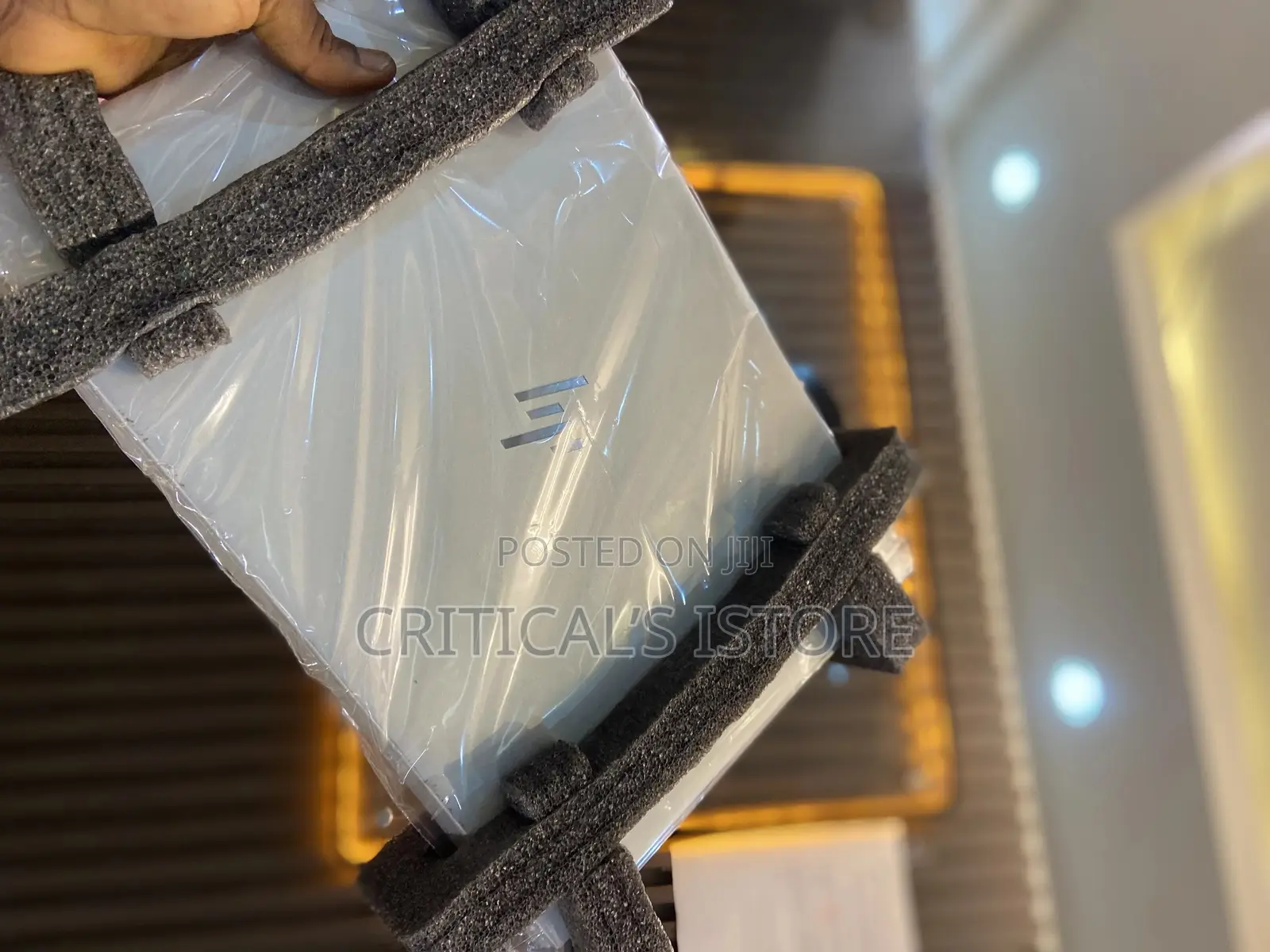 New Laptop HP EliteBook 840 G5 4GB Intel Core i5 SSD 256GB