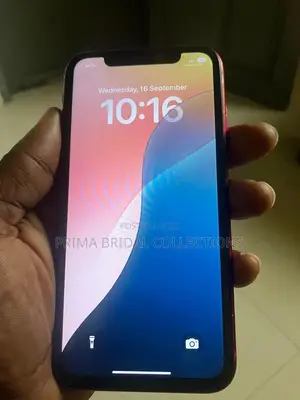 Apple iPhone XR 64 GB Red