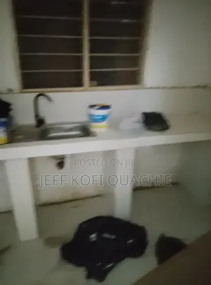 1bdrm Apartment in Quachie Estate, Prisons School Area for rent