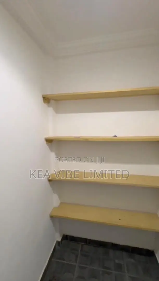 2bdrm Apartment in Police Station for rent