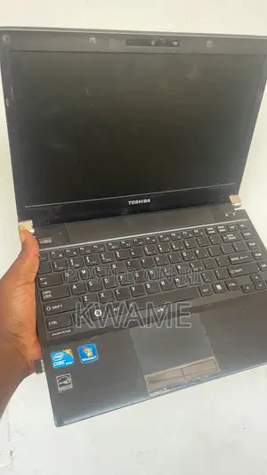Laptop Toshiba Portege R700 4GB Intel Core i3 HDD 500GB