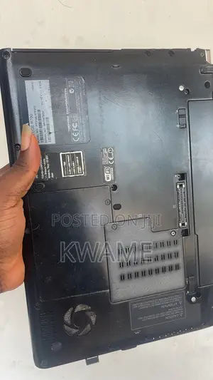 Laptop Toshiba Portege R700 4GB Intel Core i3 HDD 500GB