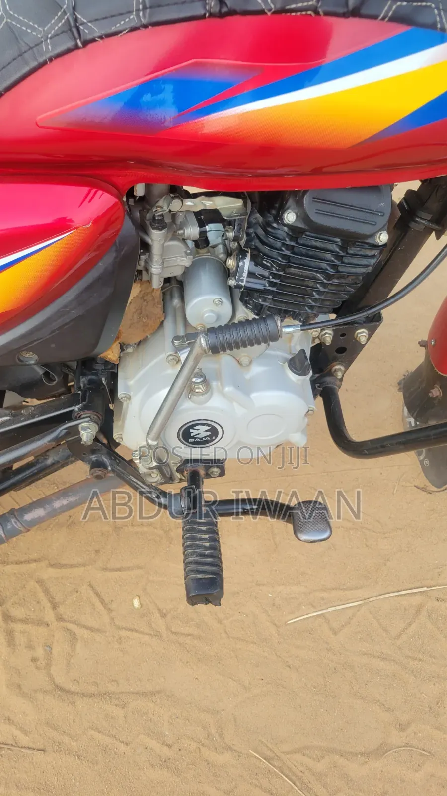 Bajaj Boxer 125 2026 Red