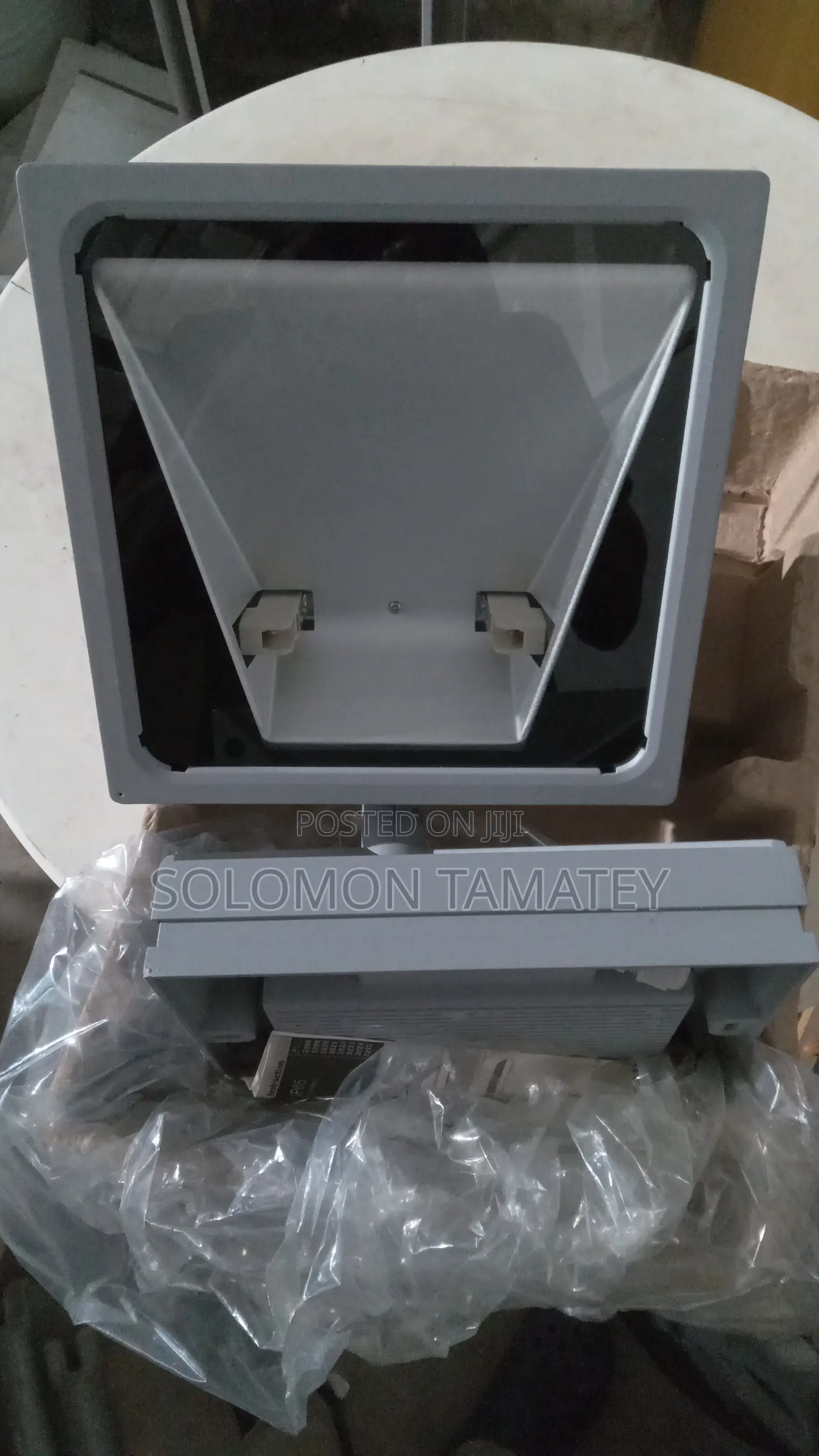 Adjustable Flood Light SCUDO Ip65