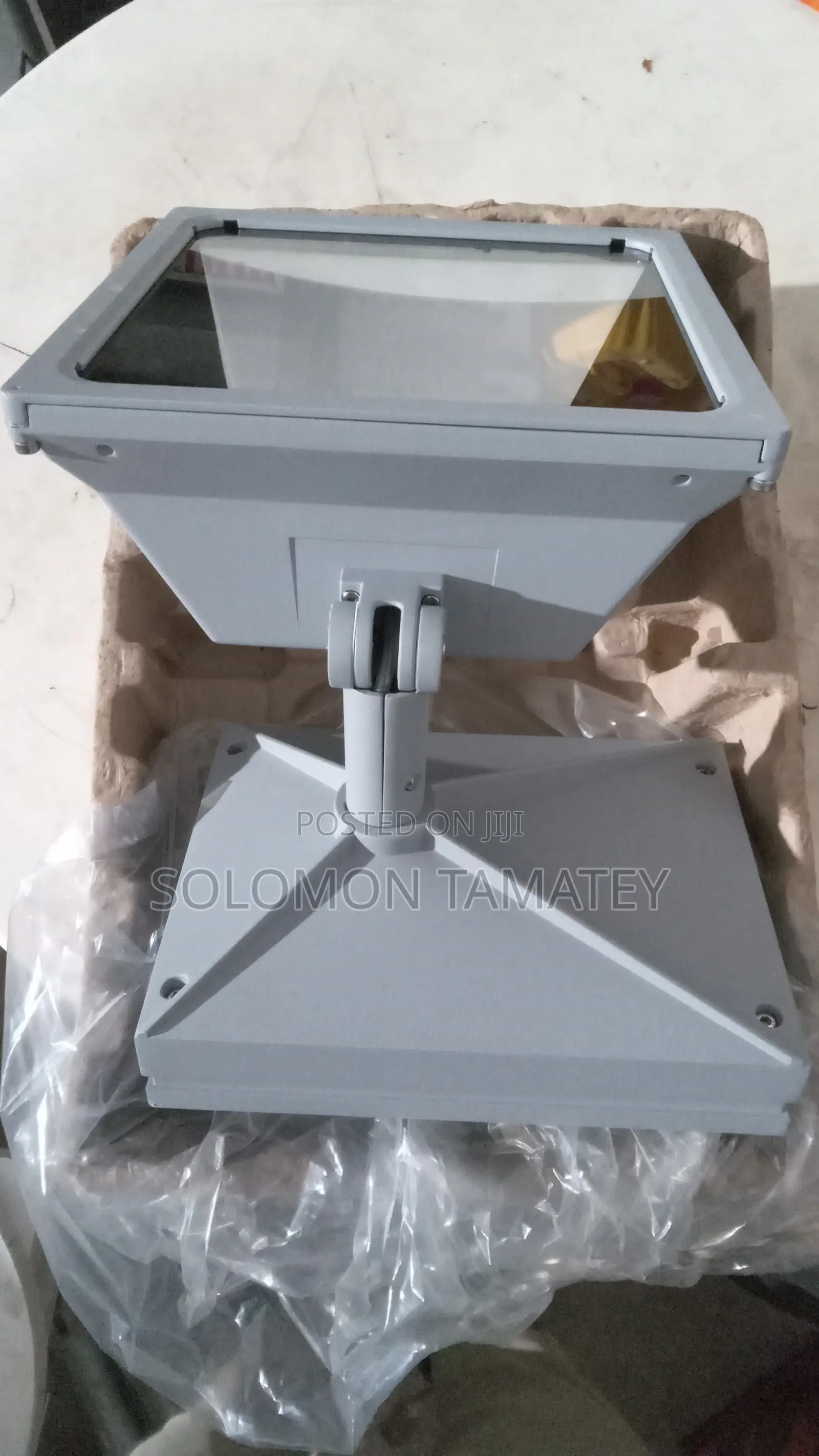 Adjustable Flood Light SCUDO Ip65