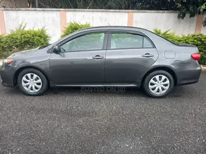 Toyota Corolla 2013 Gray