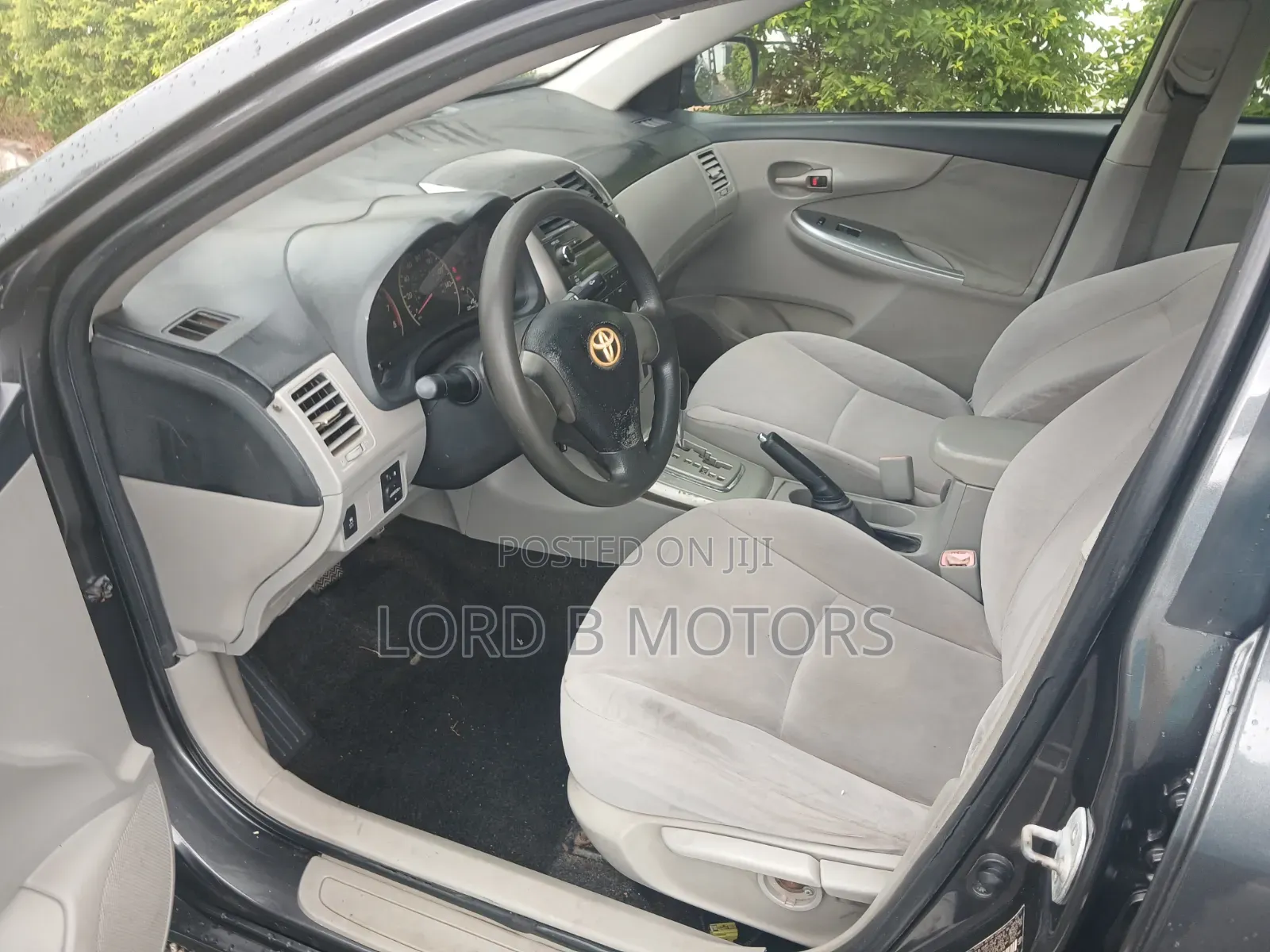 Toyota Corolla 2013 Gray