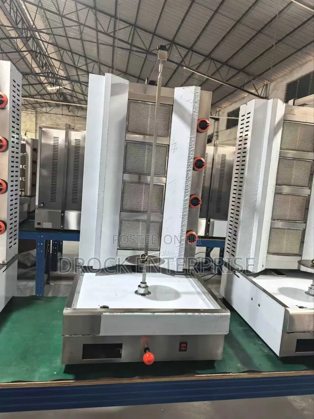 Gas Shawarma Machine. 4 Burners