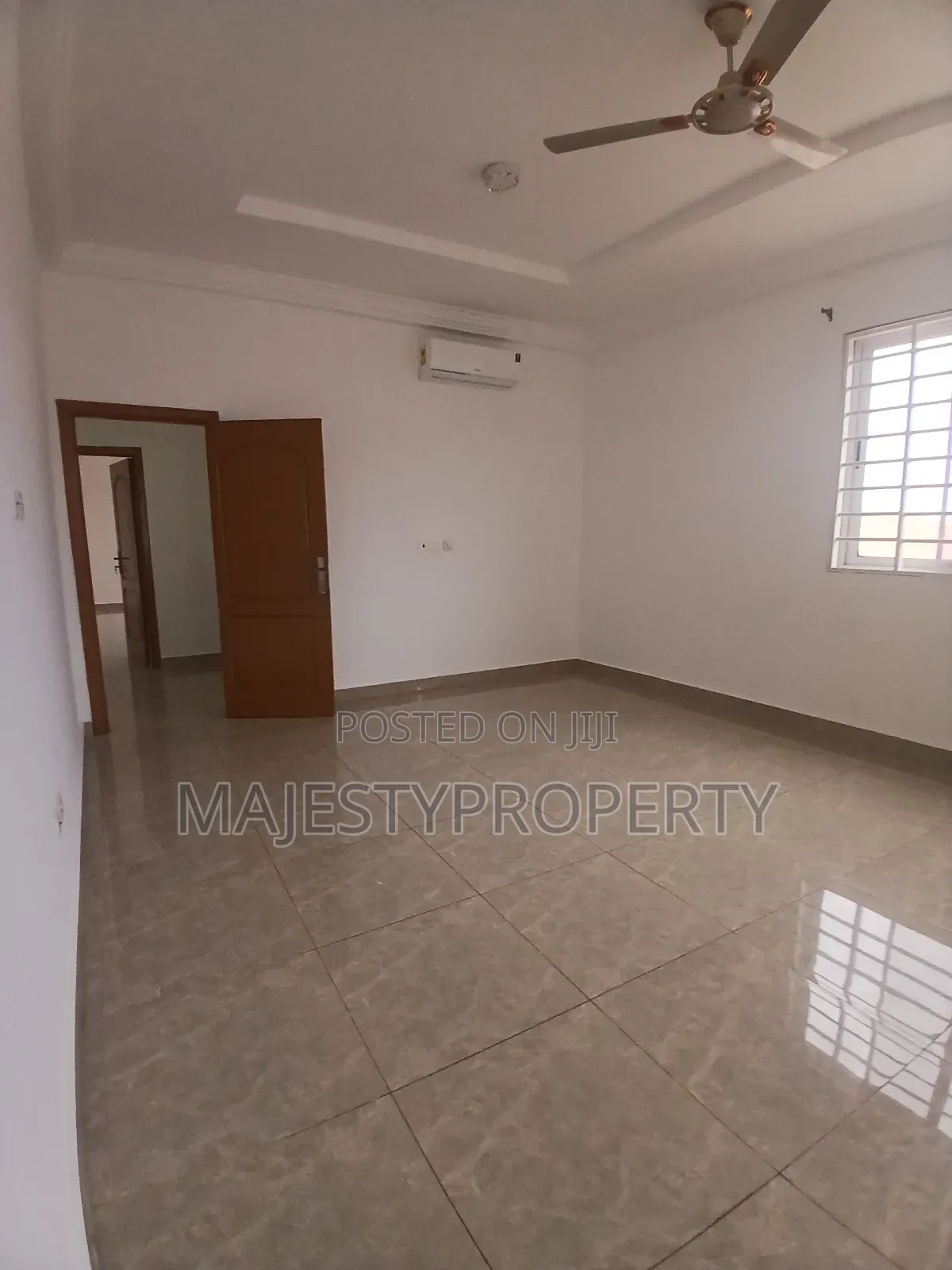 3bdrm House in Batsona, Baatsona Total for rent