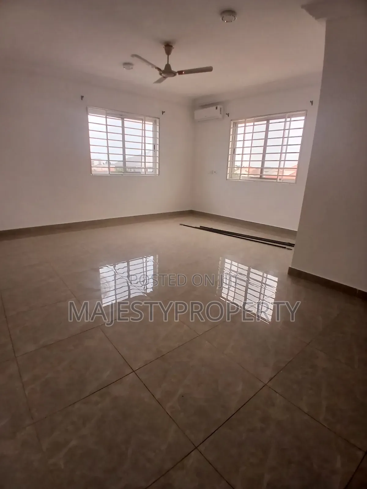 3bdrm House in Batsona, Baatsona Total for rent