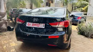 Hyundai Elantra GLS Sedan FWD (1.8L 4cyl 6A) 2013 Black