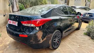 Hyundai Elantra GLS Sedan FWD (1.8L 4cyl 6A) 2013 Black