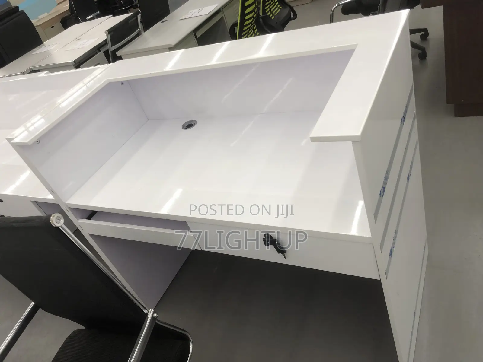 Office Desk