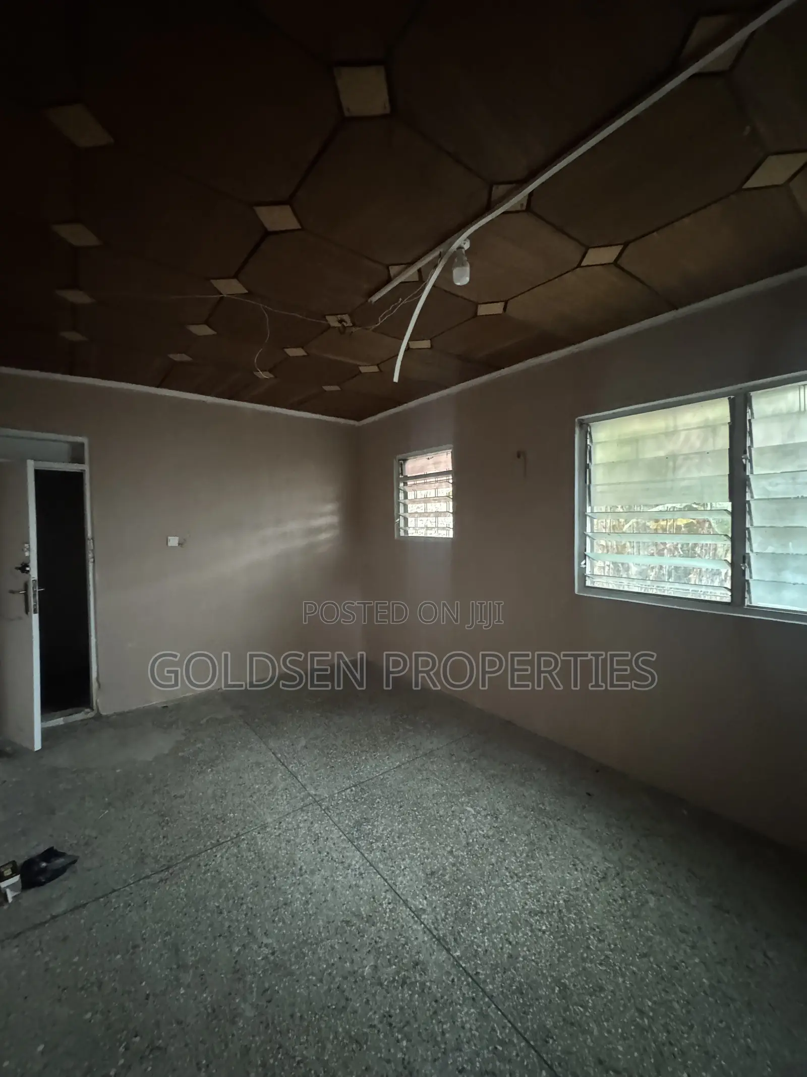 1bdrm Apartment in Mile 7 for rent