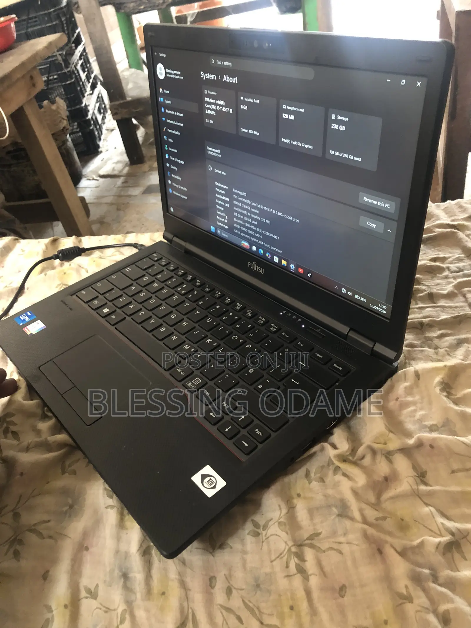 Laptop Fujitsu Lifebook E5411 8GB Intel Core i5 SSD 256GB
