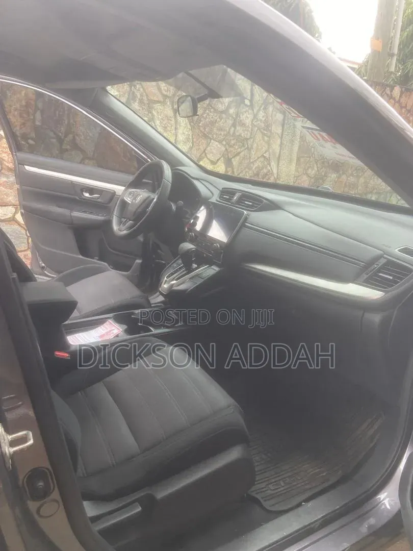 Honda CR-V LX 1.5 2018 Gray