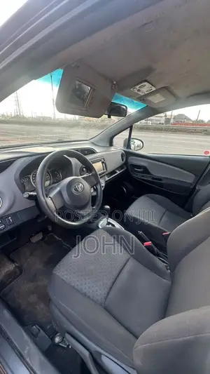 Toyota Yaris LE Hatchback 5dr 2016 Black
