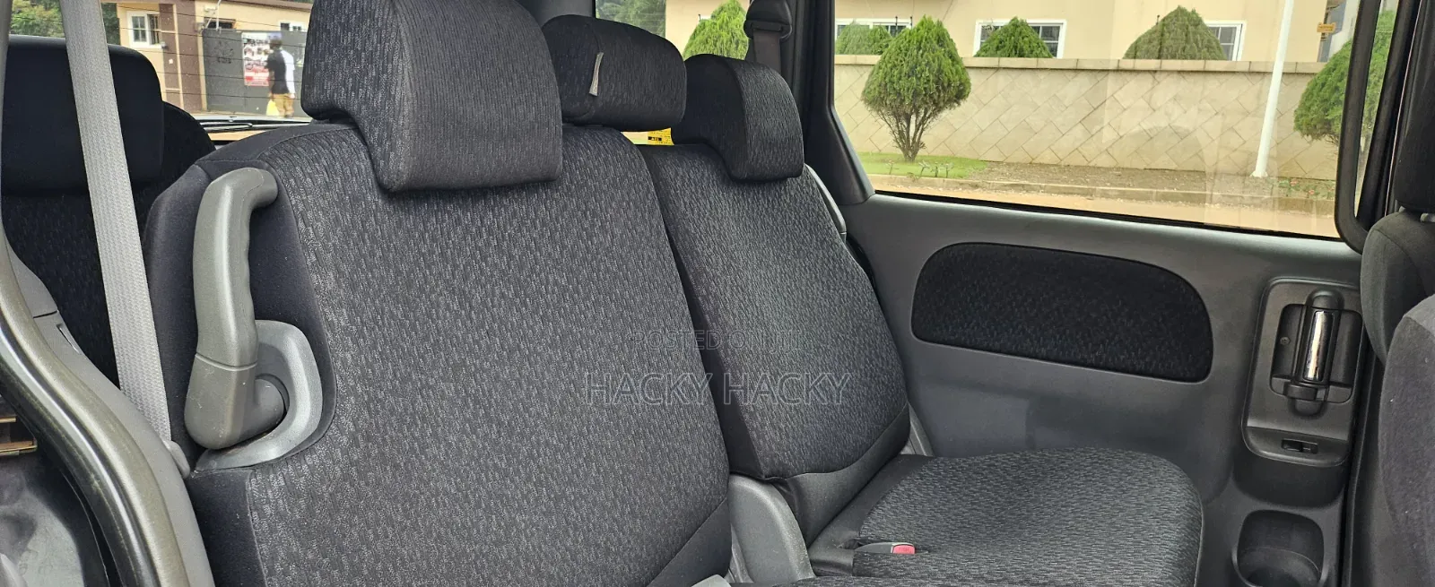 Toyota Sienta 2013 Brown