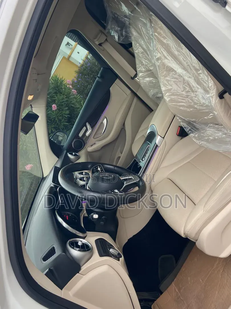 Mercedes-Benz GLC-Class 2022 White