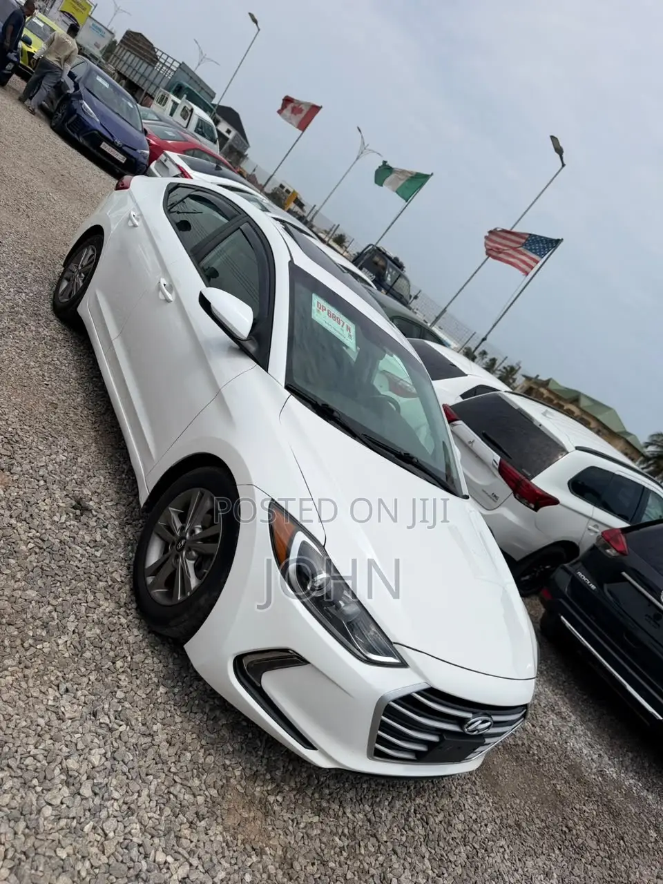 Hyundai Elantra SE Sedan FWD (2.0L 4cyl 6M) 2017 White