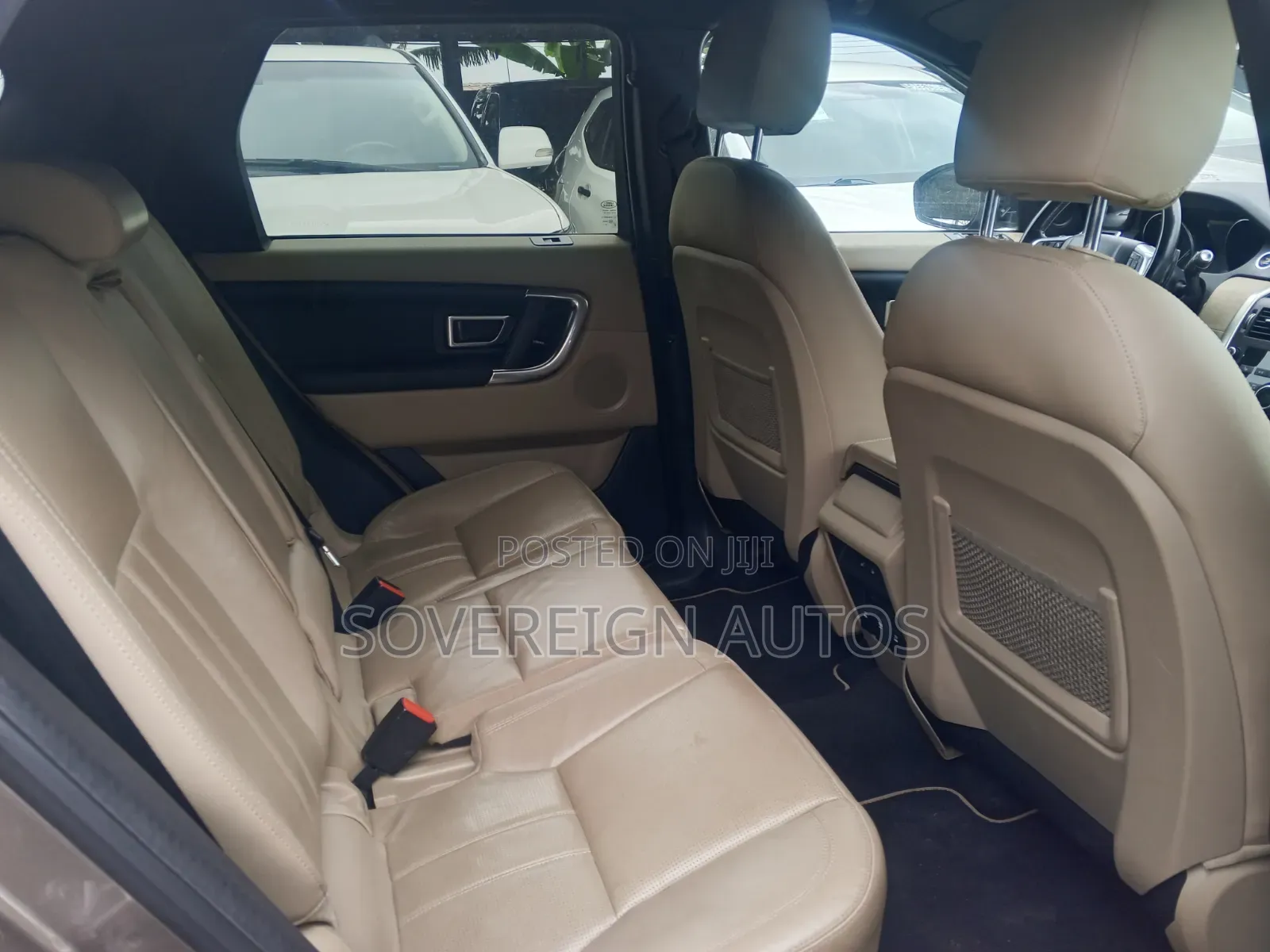 Land Rover Discovery Sport 2015 Brown