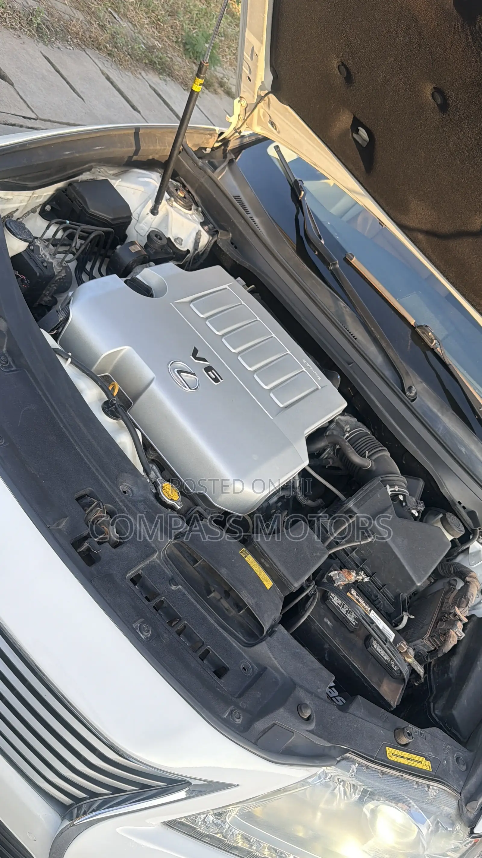 Lexus ES 350 FWD 2014 White