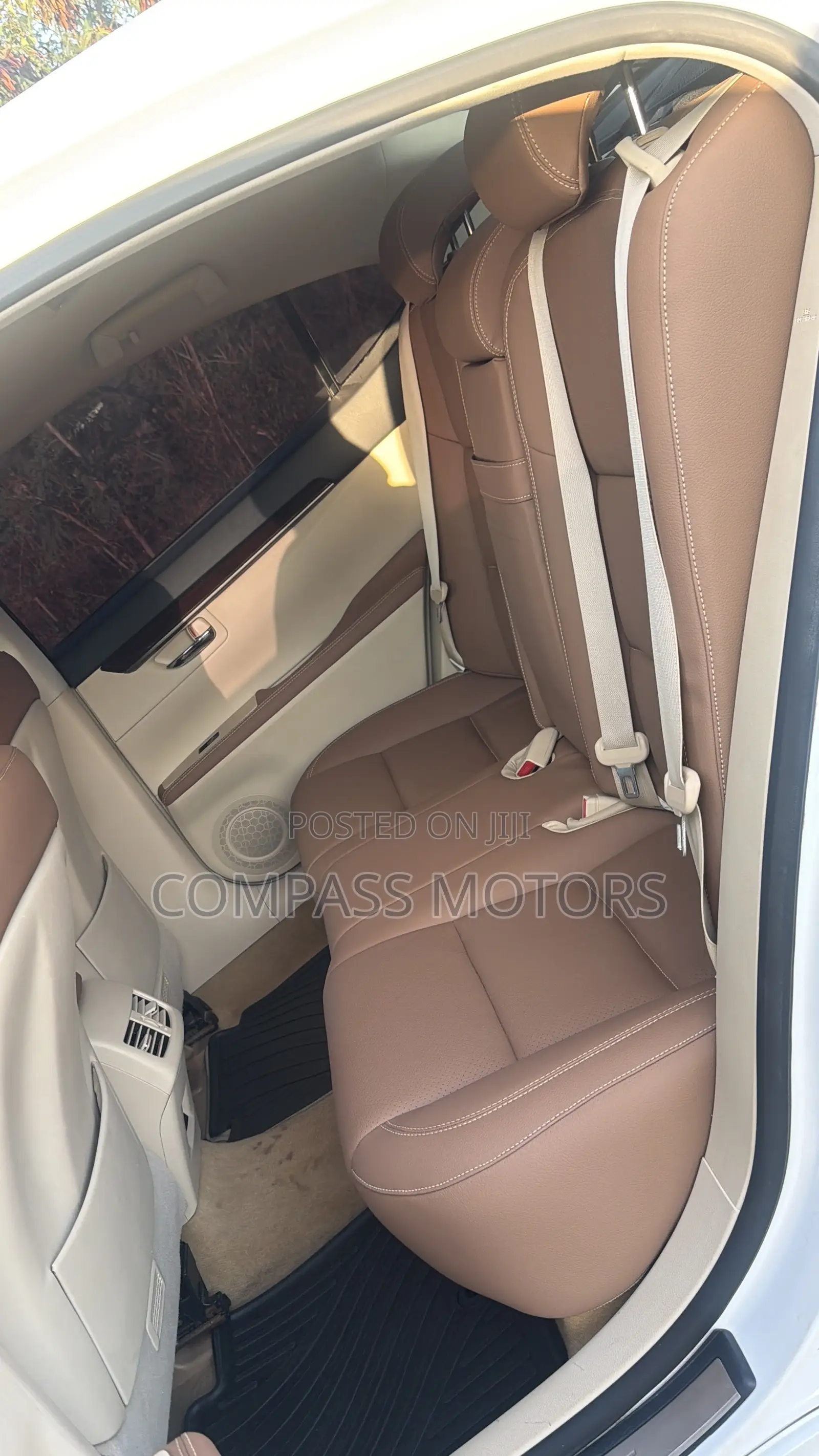 Lexus ES 350 FWD 2014 White