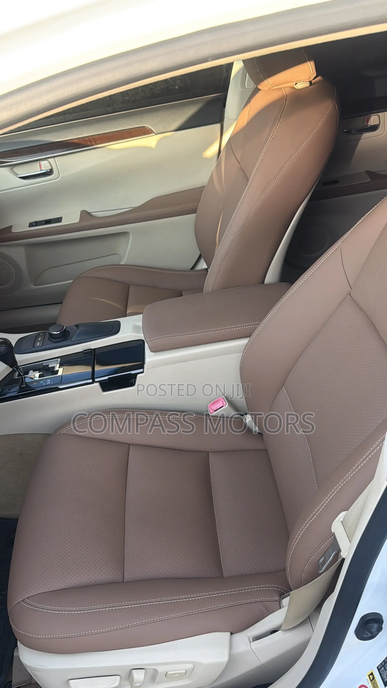 Lexus ES 350 FWD 2014 White