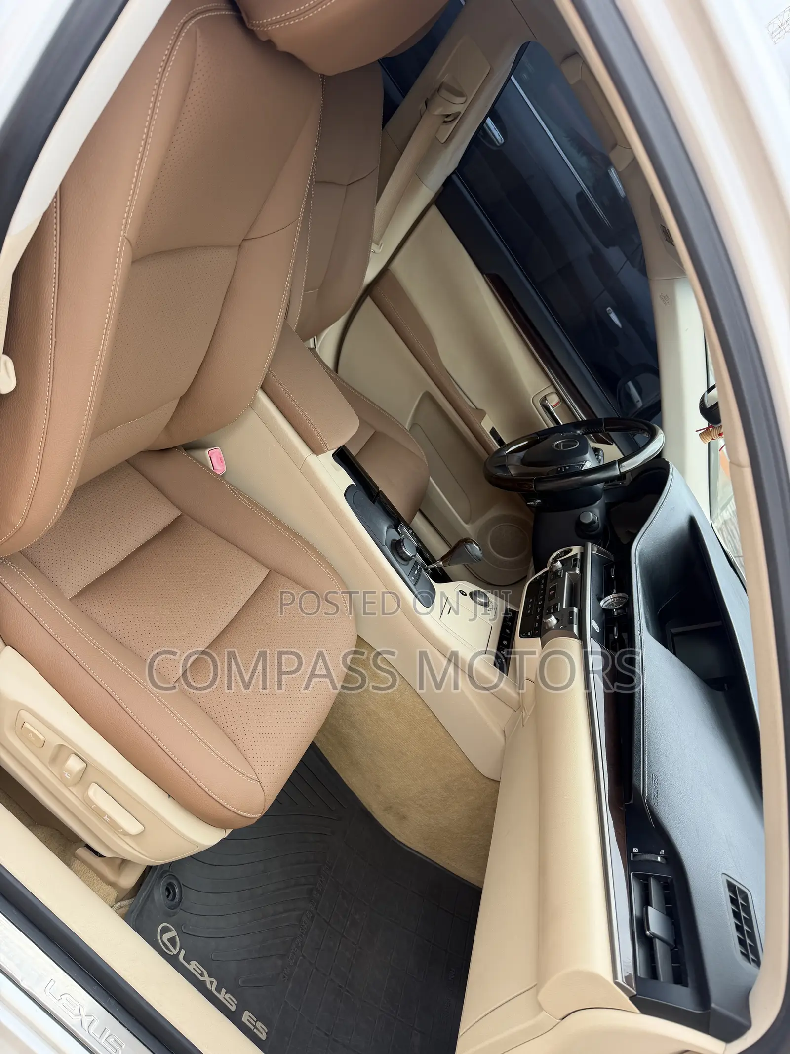 Lexus ES 350 FWD 2014 White